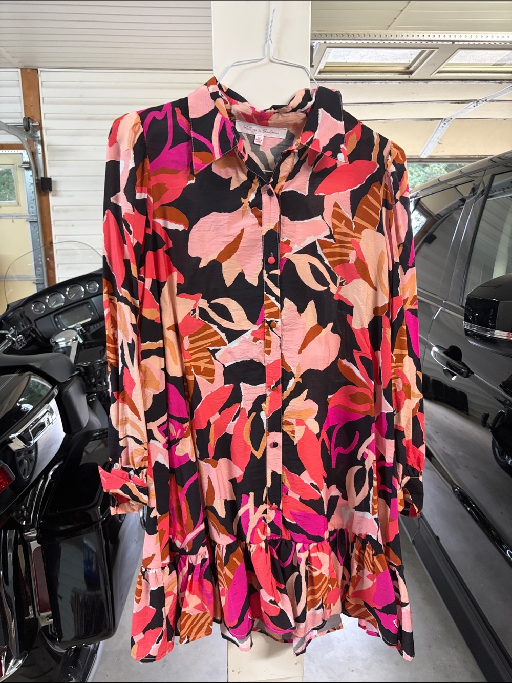 Floral Print Button-Front Midi Dress in Pink & Black